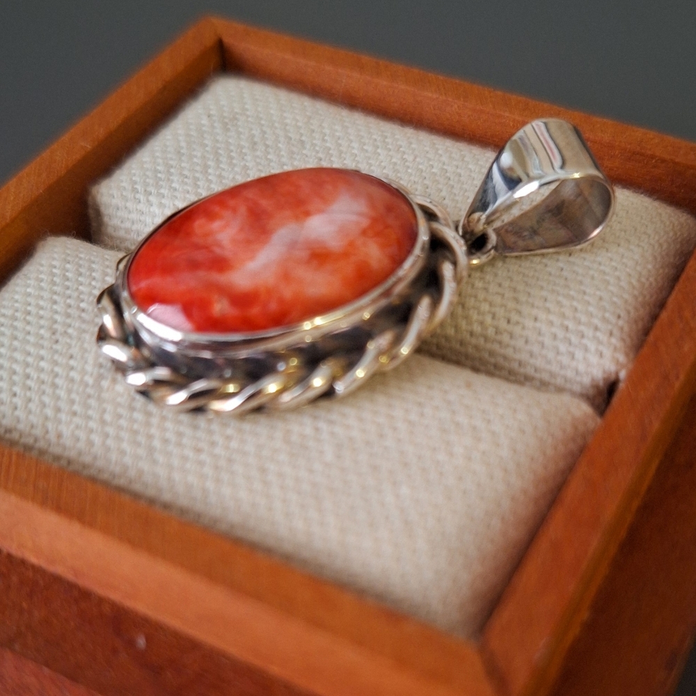 Sterling silver pendant